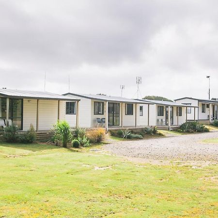 Stratford Motel & Holiday Park Экстерьер фото