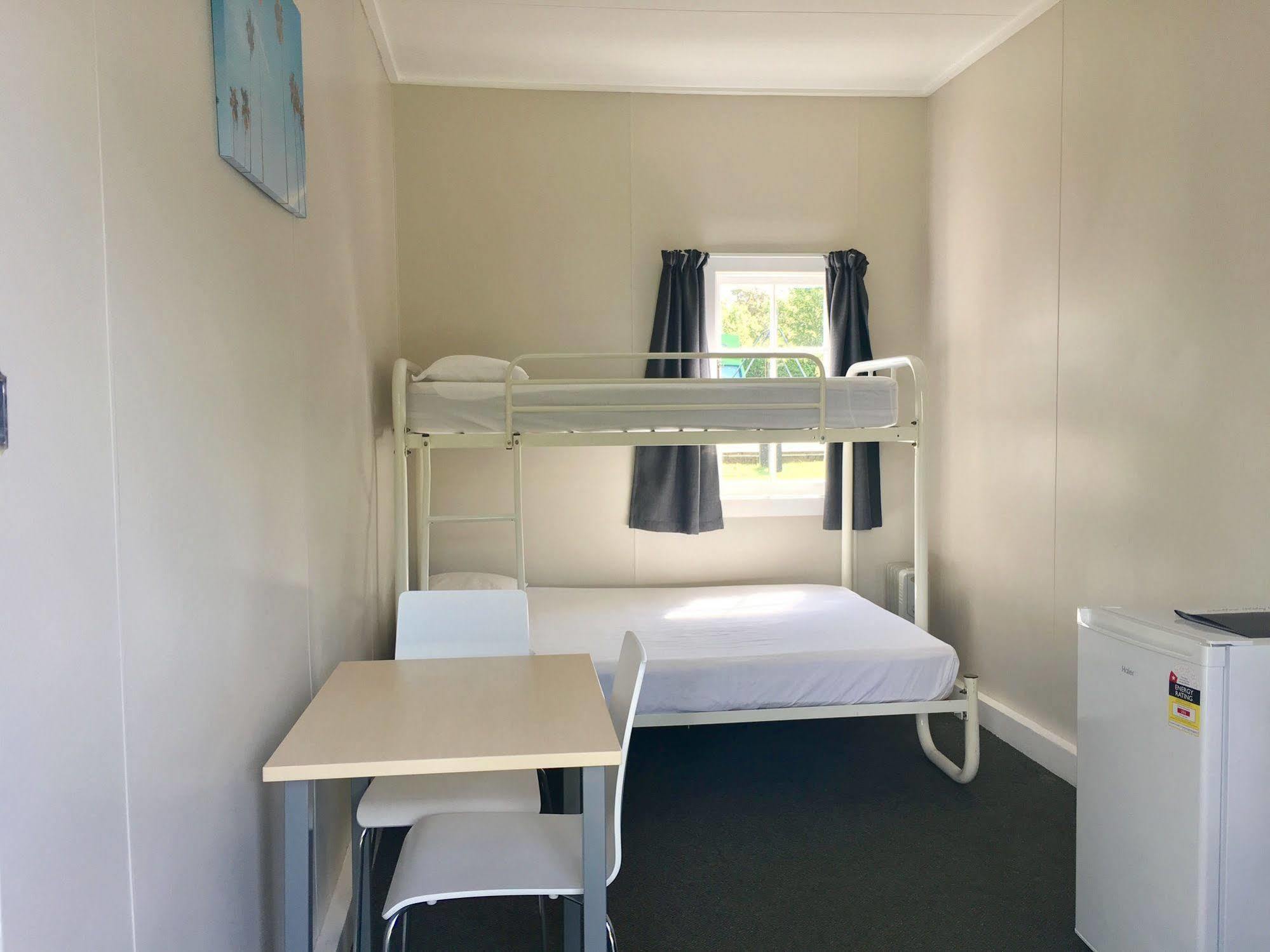 Stratford Motel & Holiday Park Экстерьер фото
